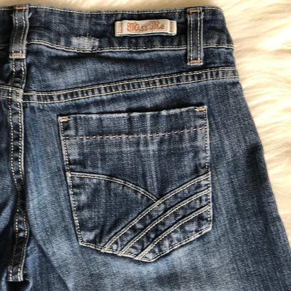 Miss Me Reminisce Bermuda Shorts 💖 - Picture 6 of 8